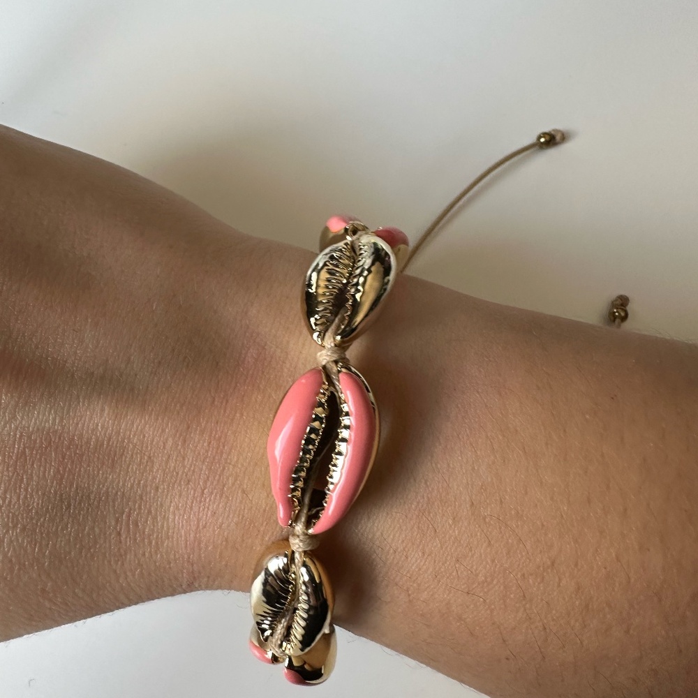Puka Shell Enamel Bracelet